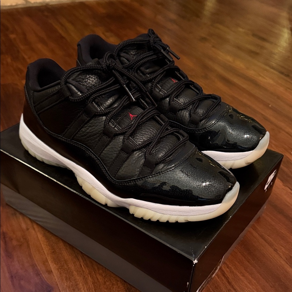 Jordan 11 low 72-10